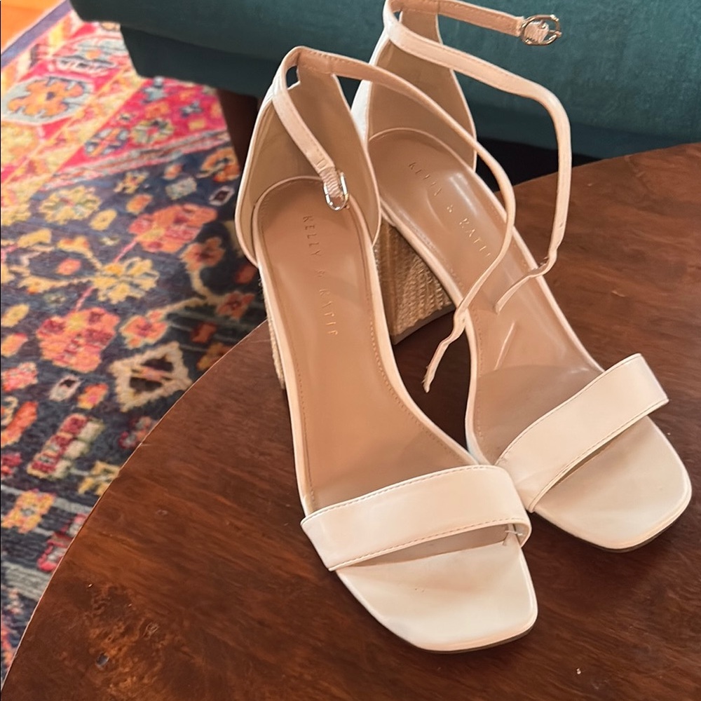 Kelly & Katie Cream Women's Sandals
